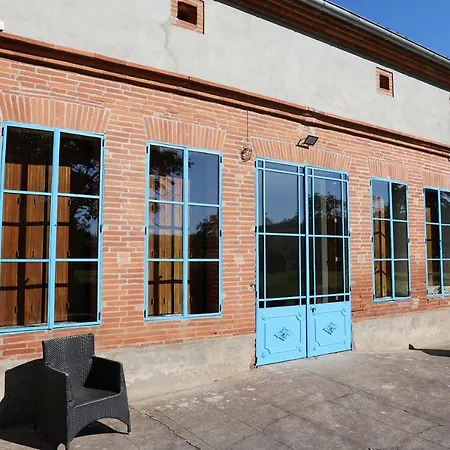 La Maison Du Saula לינה וארוחת בוקר