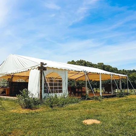 La Maison Du Saula 3* Lafrançaise