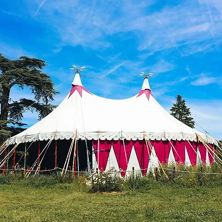 La Maison Du Saula Frühstückspension Lafrançaise