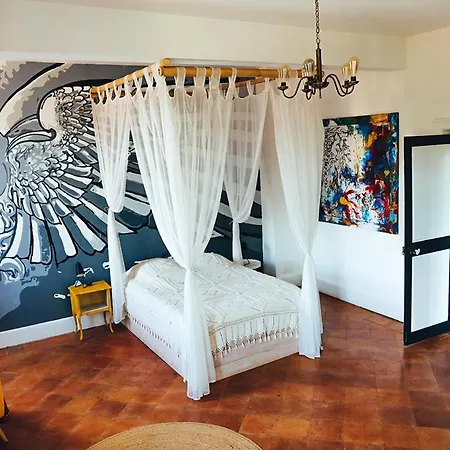 La Maison Du Saula Frühstückspension Lafrançaise