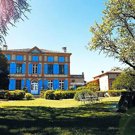 Alojamento de Acomodação e Pequeno-almoço La Maison Du Saula 3*