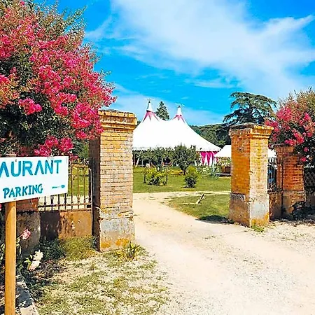 La Maison Du Saula 3* Lafrançaise